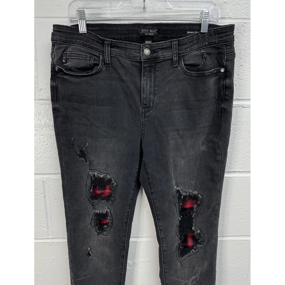 Judy Blue Jeans 13/31 Skinny Black Stretch Denim Red Buffalo Plaid Distressed